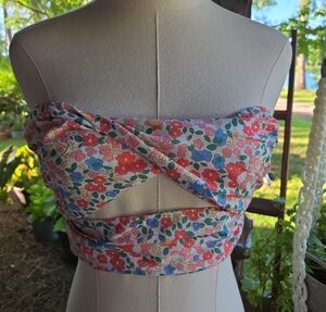 NWT Hello Molly So Particular Floral Print Bandeau Top Smocked Back Size 6